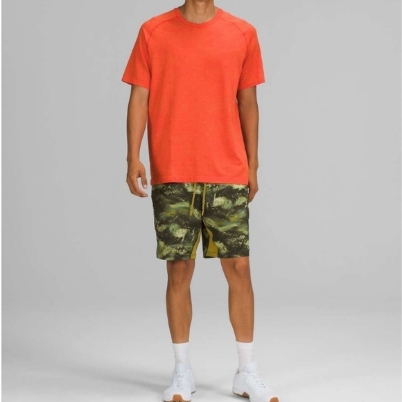 Lululemon T.H.E. Linerless Short 9" High Dive Auric Gold Multi Size XXL - Picture 6 of 11